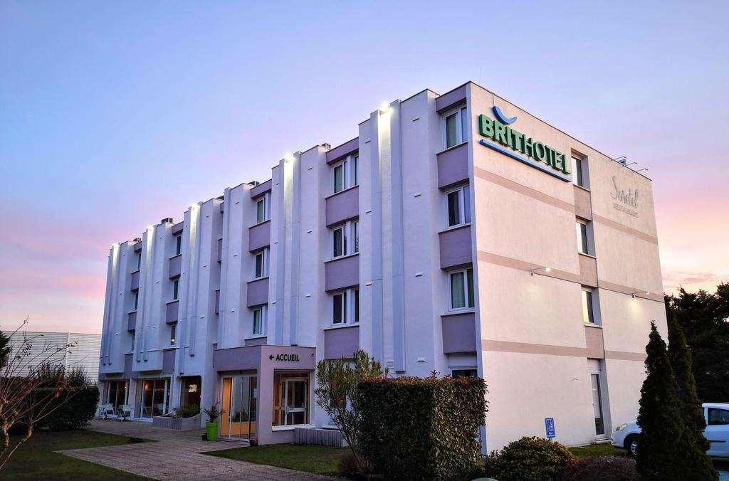 Brit Hotel Bordeaux Aeroport - Le Soretel Мериньяк Экстерьер фото