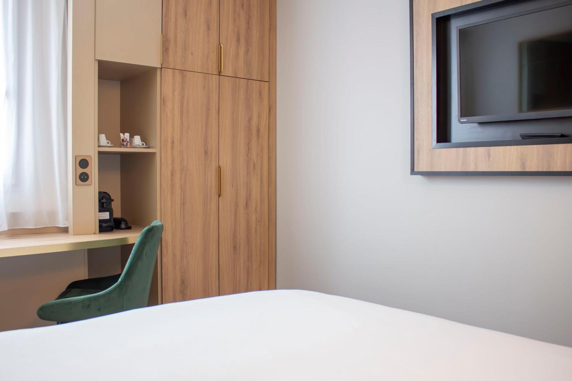 Brit Hotel Bordeaux Aeroport - Le Soretel Мериньяк Экстерьер фото